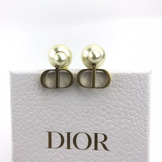 ถูกที่สุด ของแท้ 100% Dior Earrings