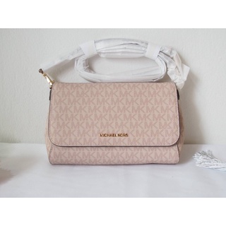 MICHAEL KORS JET SET ITEM MD CONV POUCHETTE LEATHER สวยมากต่อไปราคาแพงรุ่นนี้ค่ะ