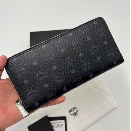 MCM Claus Bifold Wallet, Men's Fashion, Watches & Accessories, Wallets &  Card Holders on Carousell