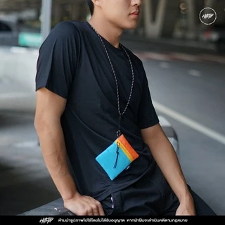 กระเป๋าคล้องคอ Hithip Mini Neck Pouch (Unisex)