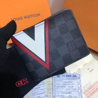 กระเป๋าสตางค์ Louis Vuitton