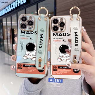 Compatible With iphone 11 Pro MAX SE 2020 X XS XR 6 6S 7 8 Plus 2022 เคสไอโฟน เข้ากันได้ สำหรับ Case Space Airman Wrist Strap TPU เคส เคสโทรศัพท์ เคสมือถือ