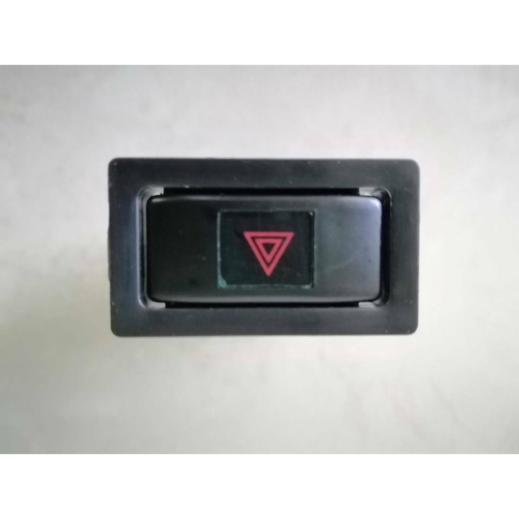 สวิทไฟฉุกเฉิน(สวิทไฟจอด) TOYOTA TIGER ,D4D รุ่น8ขาเสียบ SW-738 ราคาตัวละ150บาท