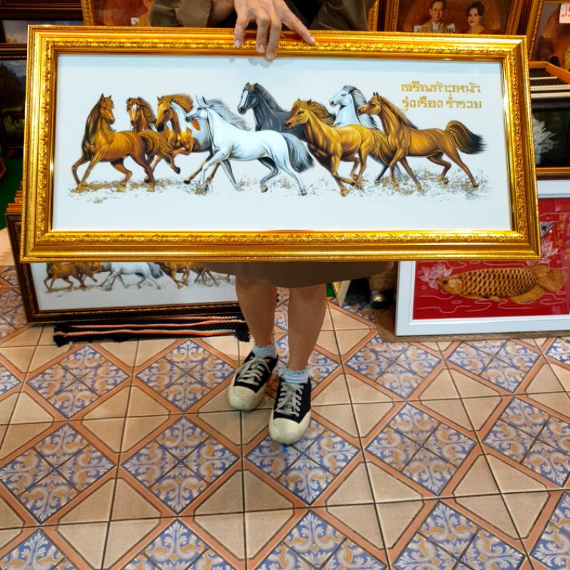 กรอบรูป ม้ามงคล ม้าวิ่ง ม้า 8ตัว ม้าเสริมฮวงจุ้ย ติดภาพม้าที่ผนัง บ้าน ร้านค้า ออฟฟิต งานวิ่งเข้าตลอด มีโชคลาภ