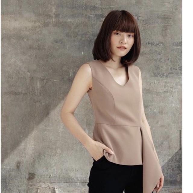 lisa top brand pimnatta