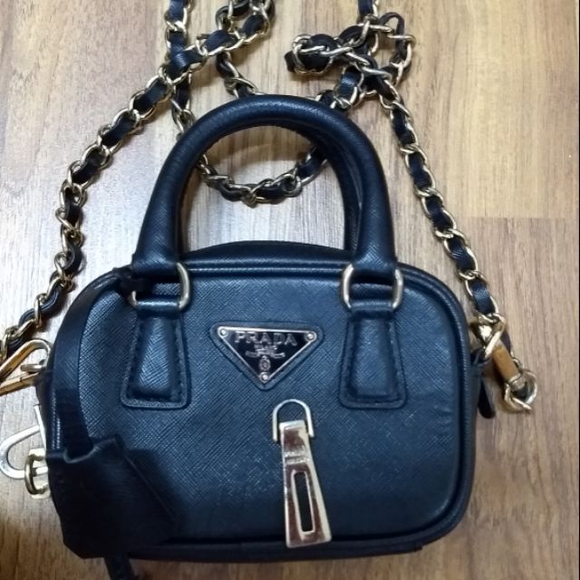 กระเป๋าprada