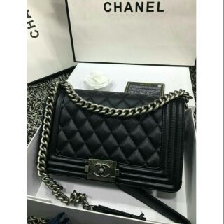 👛Chanel Boy อะไหร่เงินหนังคาเวียร์ ซื้อไปคุ้มมว๊ากกบอกเลยงานเลิศสุดๆ🎀