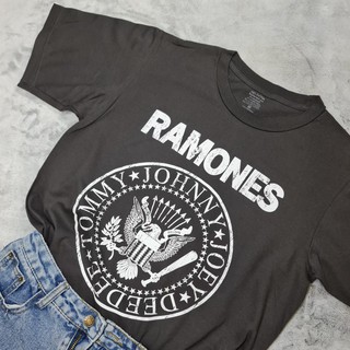 [Unisex] เสื้อยืดสกรีนผ้าฟอก ลายสกรีน "Ramones" ทรงสวยใส่สบาย