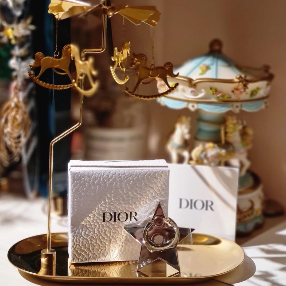 [พร้อมส่ง] Dior Star Phone Ring รุ่นลิมิเต็ด สำหรับติดบนโทรศัพท์มือถือแบบจีซู