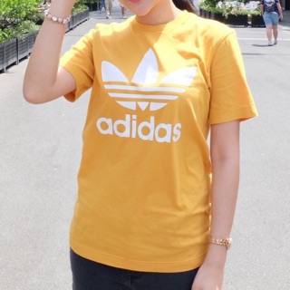 เสื้อยืด adidas สีเหลือง