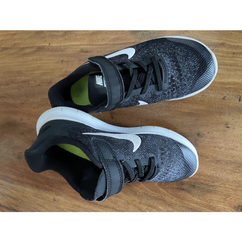 รองเท้าเด็กไนกี้ nikeแท้ รองเท้าผ้าใบเด็ก nike แท้