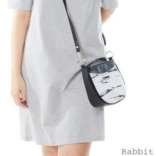 ลดทันที 25บาท ใส่โค้ด L1J5V  RABBIT STAR RBS 1711 กระเป๋าสะพายข้าง