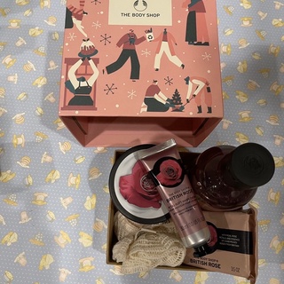 The Body Shop GLOWING BRITISH ROSE LITTLE GIFT BOX