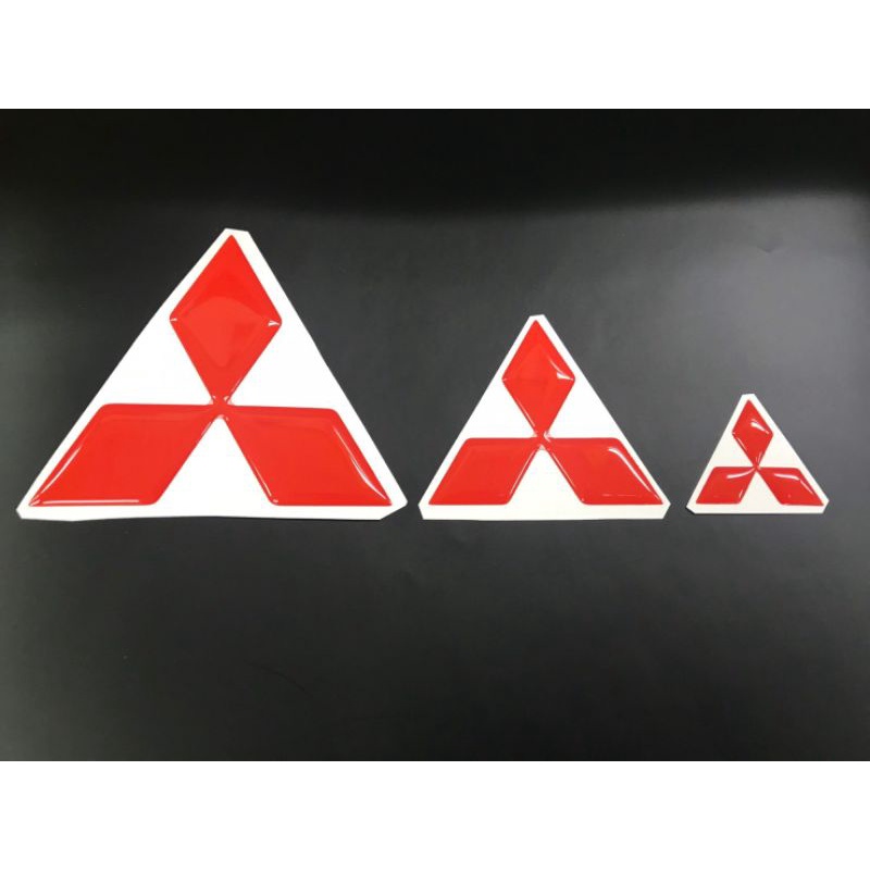 สติ๊กเกอร์เทเรซิ่น โลโก้มิตซูบิชิ สามเหลี่ยมสีแดง โลโก้ Mitsubishi logo sticker ติดรถ แต่งรถ โลโก้Mi