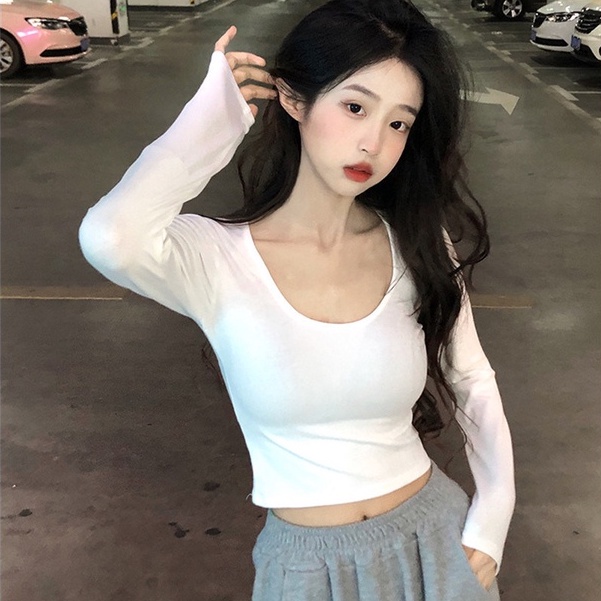 ใหม่ เสื้อยืด แขนยาว คอยู เข้ารูป สีพื้น、เนื้อผ้านุ่มสบาย【6856】