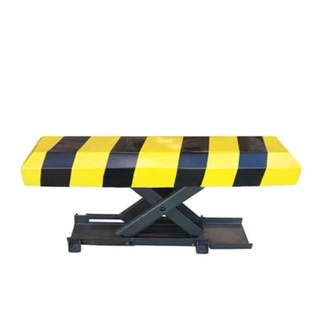 ที่กั้นที่จอดรถอัตโนมัติ พร้อมกุญแจรีโมท ขนาด 640x160x300 mm (AUTO Parking Lock)
