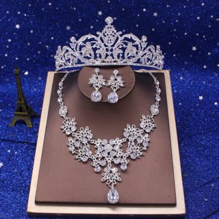 เซตเครื่องประดับI รัดเกล้าแต่งงาน รัดเกล้าเจ้าสาว มงกุฎเจ้าสาว **งานพรีออเดอร์นำเข้าจากต่างประเทศ รอสินค้า 15-20 วัน