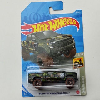 hotwheels Chevy Silverado Trail boss LT รถเหล็ก ลายทหาร