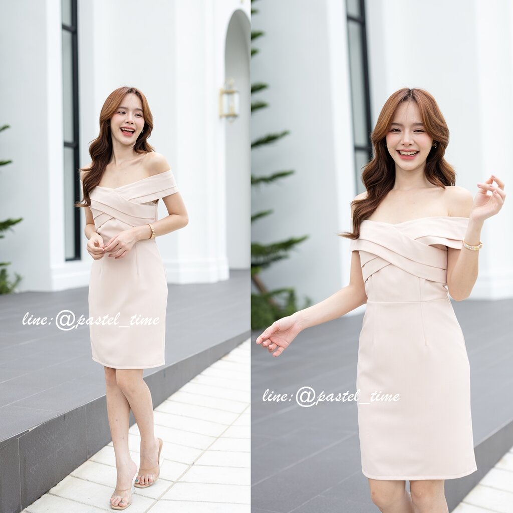 Cynthia Open Shoulder Dress : สีครีม