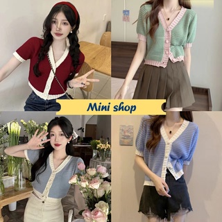 Mini shop🌸พร้อมส่ง🌸(11506) เสื้อไหมพรมแขนสั้น คอวีกระดุมด้านหน้าคิ้วๆน่ารัก