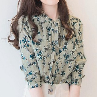 เสื้อเชิ๊ตชีฟองเสื้อลายดอก ช่วงคอเสื้อผูกโบว์น่ารักๆ
