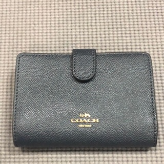 Coach กระเป๋าดุม F11484 มี สีกรม มีช่องซิบเก็บเหรียญ พร้อมส่ง แท้ จาก USA