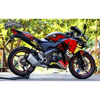 สติ๊กเกอร์แต่งลายรถ HONDA CBR 150 ตัวโมเดลเก่า 2016 ลาย REDBULL