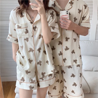 Chuuchop_พร้อมส่ง(C7124) °.⭐️🌙𓈒* TEEN TEDDY nite suit เซ็ตชุดนอน เสื้อเชิ้ตแขนสั้นและกางเกงขาสั้นผ้าย่นสีเบจลายหมี