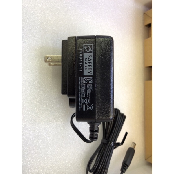 ADAPTOR DC 12V 1.5A แจ็ค5.5x2.1-2.5 พร้อมขาเปลี่ยน6แบบ(งานดี)