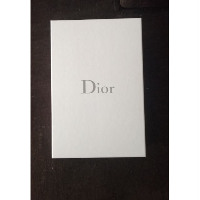 กล่อง​รองเท้า, กล่องกระดาษ​แบรนด์​เนม​ Dior​ 8.5"*13"  สภาพ​ดี​ ของแท้​100​%