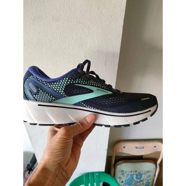 Brooks ghost 14 สภาพ99%