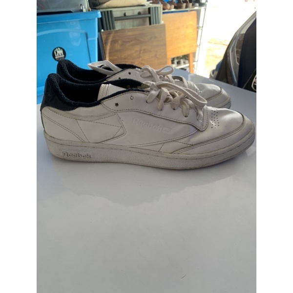 รองเท้ามือสอง Reebok