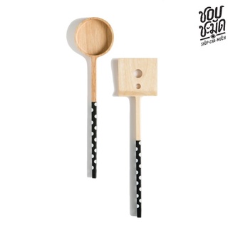 ชุดกระบวยตะหลิวเจาะ จุดขาว K Slot Turner &amp; Ladle Gift SetK ชอบชะมัด LTSETK