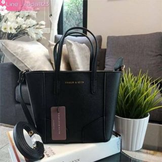 Charles and Keith Saffiano mini Handbag ของแท้ ราคาถูก