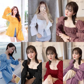 👗Pfashion [ส่งไว!!🚛] P13314 เสื้อแขนระฆังสีพื้นชายผ่าด้านหน้า Plain bell sleeve shirt with front slit