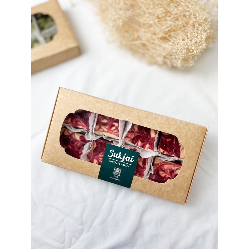 เรดเวลเวทบราวนี่ Red velvet brownie