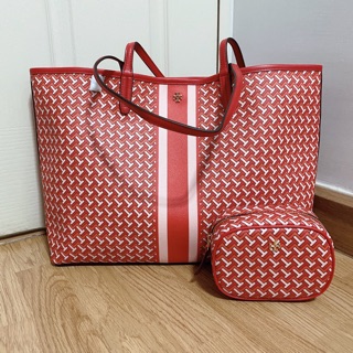 Tory Burch Tilet Link Tote  18" L x 12.5" H x 6.5" W   Tory Burch cosmetic case 6.75" L x 4.25" H x 3" W