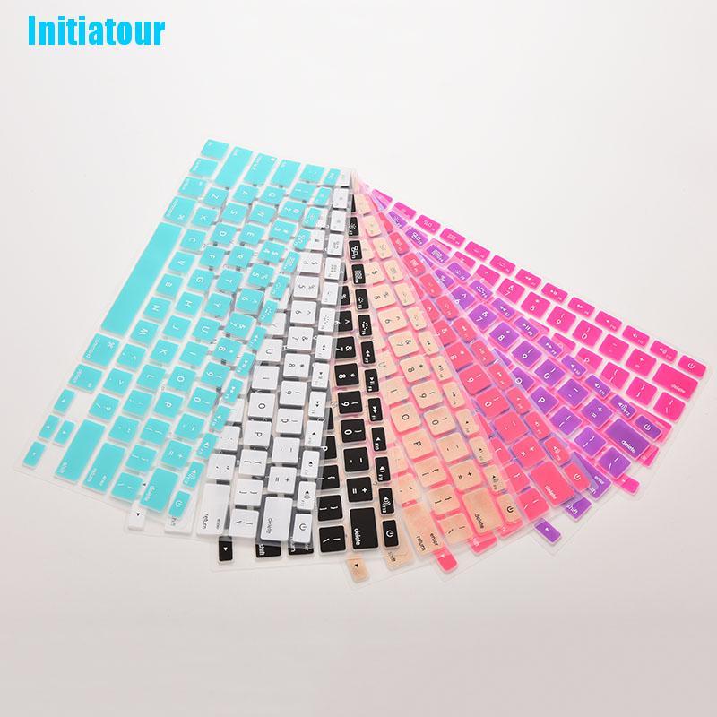 (Initiatour เคสซิลิโคนคีย์บอร์ด สําหรับ Macbook Air Pro 13 นิ้ว 15 นิ้ว 17