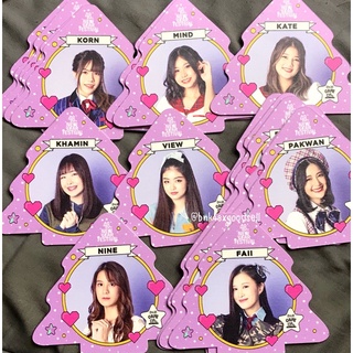 BNK48 ที่รองแก้ว ปีใหม่  merry memorial NewYear ก่อน มายด์ เคท พาขวัญ วิว ขมิ้น นายน์ ฝ้าย