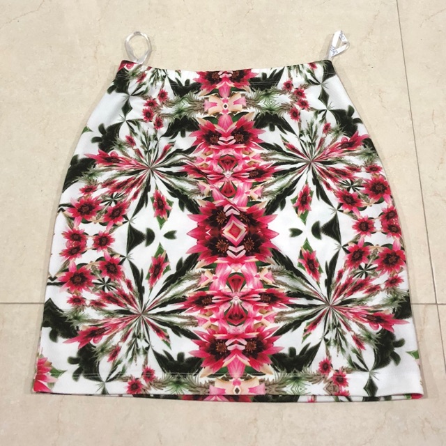 Used กระโปรง Cps Chaps size S