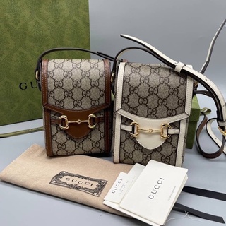 พร้อมส่งcross body mini size 17 grade ori