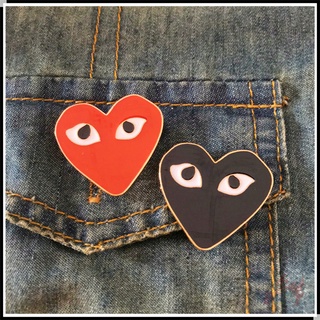 ★ เข็มกลัดแฟชั่น รูปโลโก้ CDG Play ★ 1 ชิ้น Rei Kawakubo แฟชั่น Doodle เคลือบ Pins กระเป๋าเป้สะพายหลัง กระดุม เข็มกลัด