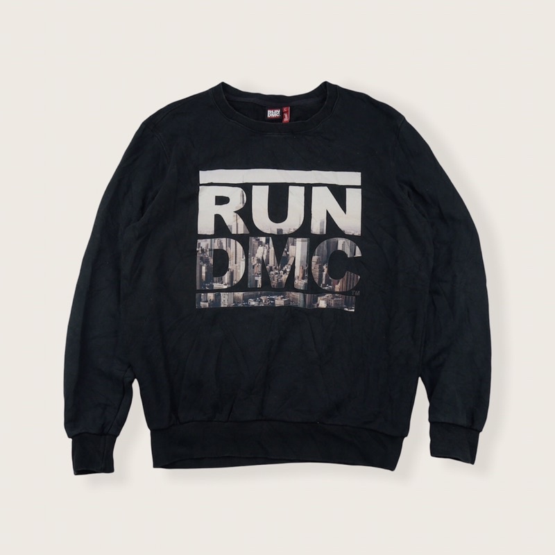 เสื้อ Run DMC Sweater