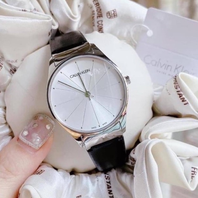 (ผ่อน0%) นาฬิกา CALVIN KLEIN Classic Quartz Silver Dial Ladies Watch K4D221C6 ✔️หน้าปัดกลม 32 mm สาย