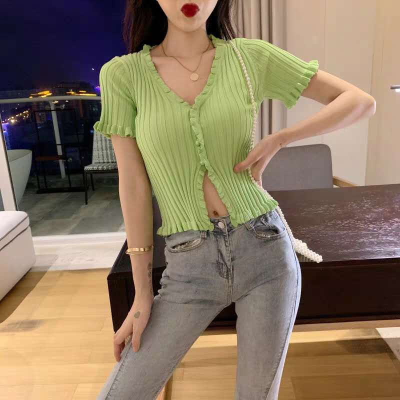 Bonnie(พร้อมส่ง/ใหม่)#รุ่น017เสื้อไหมพรมแขนสั้นกระดุมหน้าแฟชั่นสำหรับผู้หญิง