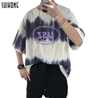 Suikone เสื้อผ้าผู้ชายผู้ชายเสื้อยืดแนวโน้มฤดูร้อนรอบคอมัดย้อมพิมพ์แขนสั้นแฟชั่นบางหลวมนักเรียนเยาวชนแขนสั้น