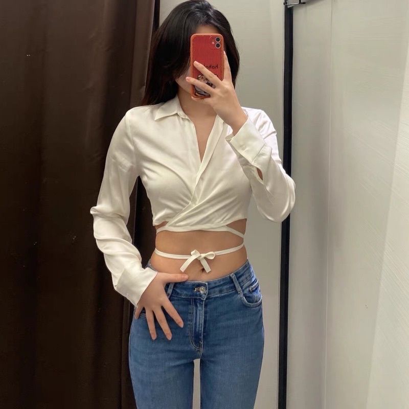 Ey_official#512#พร้อมส่งเสื้อครอปแฟชั่นคอปก (ZARA) เนื้อผ้าซาตินอีตาลีแต่งกระดุมหน้า2เม็ด