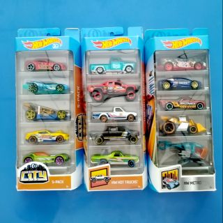 Hot​wheels​ แพคกล่อง​ 5​ คัน