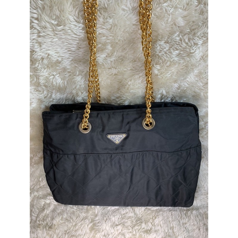 PRADA มือสอง สายโซ่ แท้ 💯%