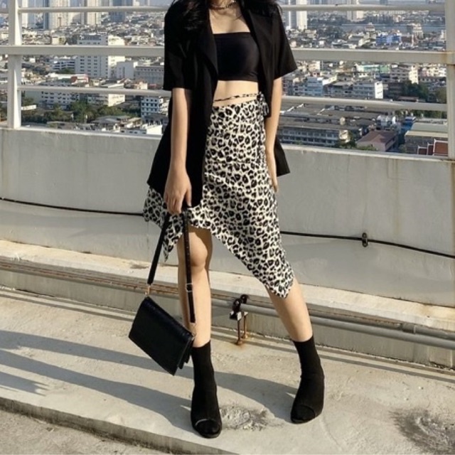 กระโปรงลายเสือ ร้าน Kome.girl ใส่1ครั้ง ทรงสวยเก๋มาก
